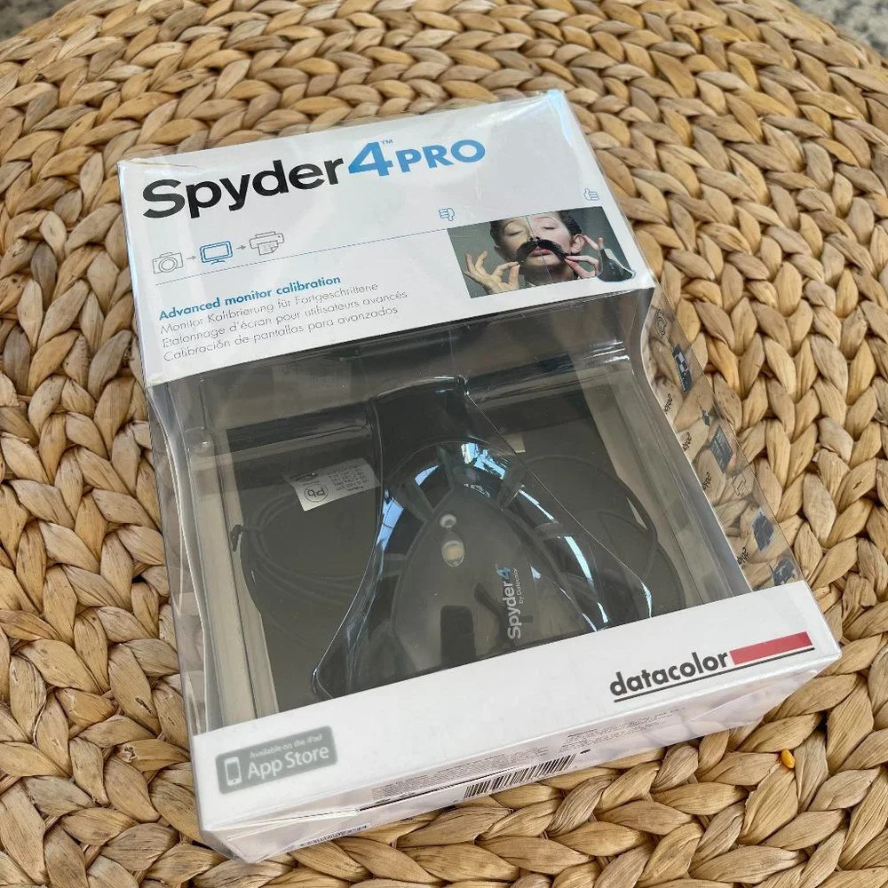 Datacolor Spyder4PRO Display Calibration System - Picture 2 of 8